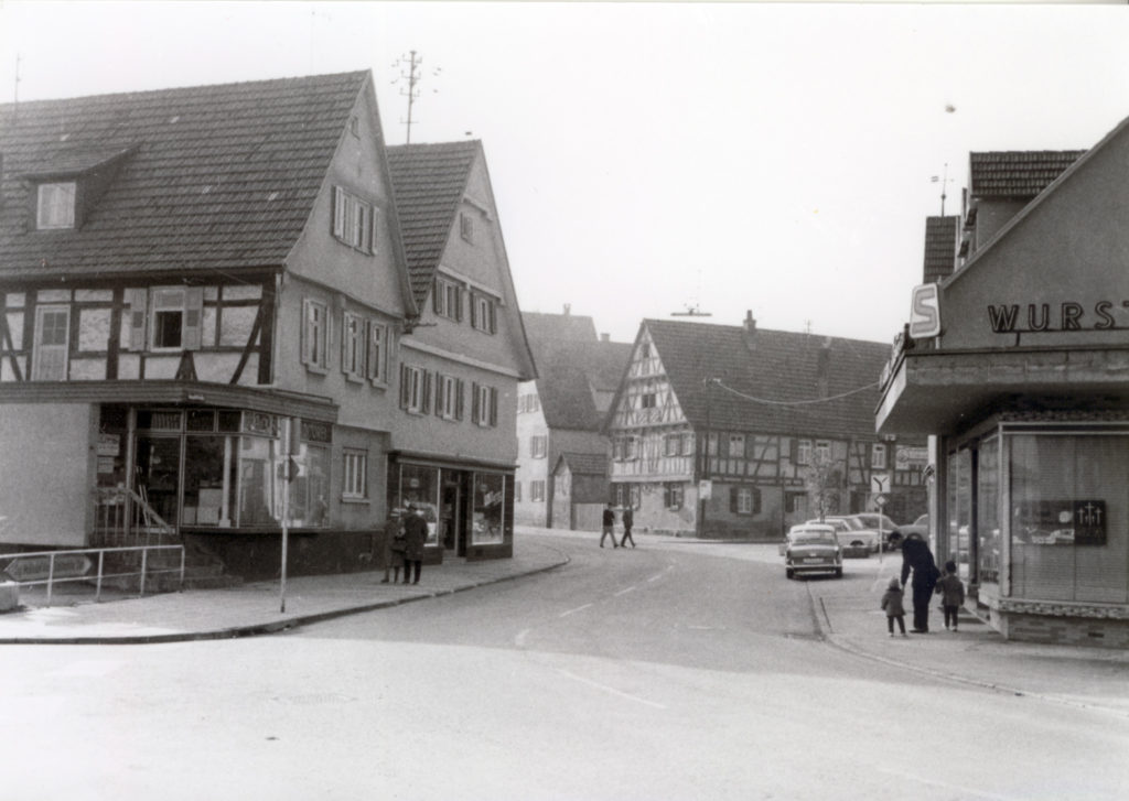 Hauptstraße 14-20 und 9-11 um 1950